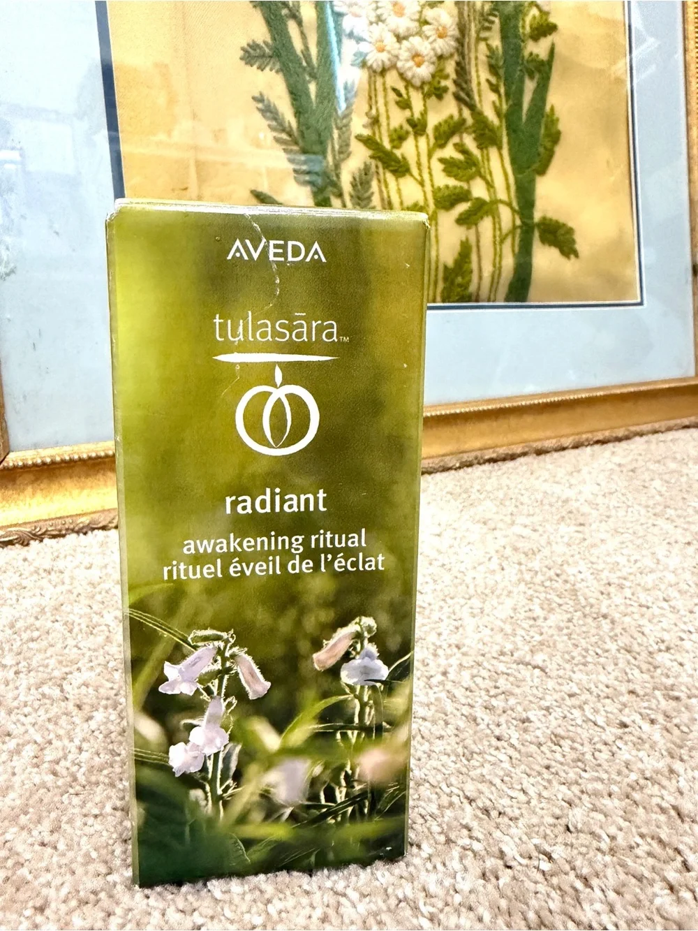 Aveda Tulasara Radiant Awakening Ritual Kit Oleation Oil 50ml and Dry Brush NEW